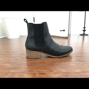 Chelsea Boots